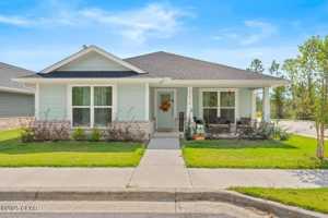 featured image of 11434 Palm Breeze St