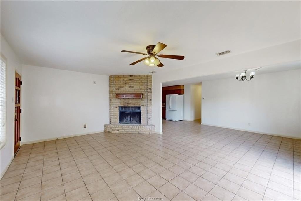 1111 Braeswood Dr - Photo 3 of 23