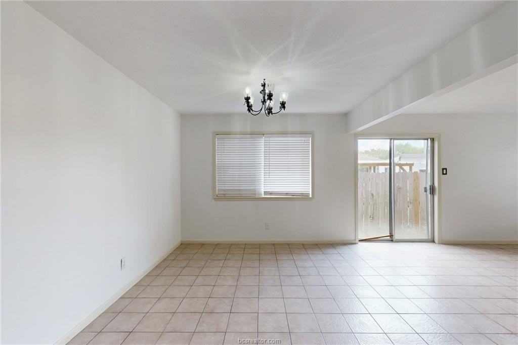 1111 Braeswood Dr - Photo 6 of 23