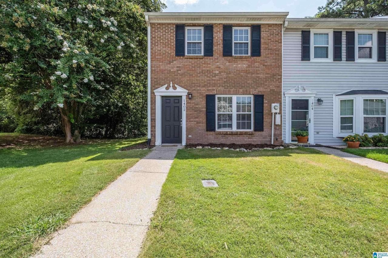 1402 Applegate Dr - Photo 2 of 31