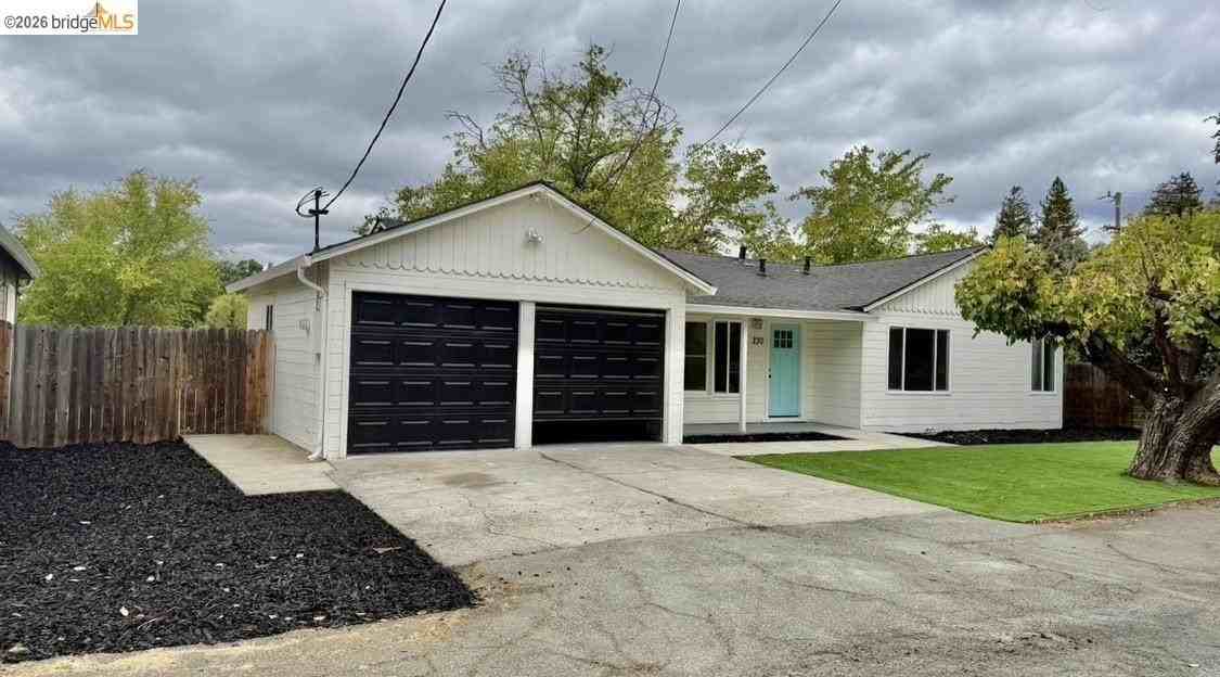 230 Cleaveland Rd - Photo 2 of 15