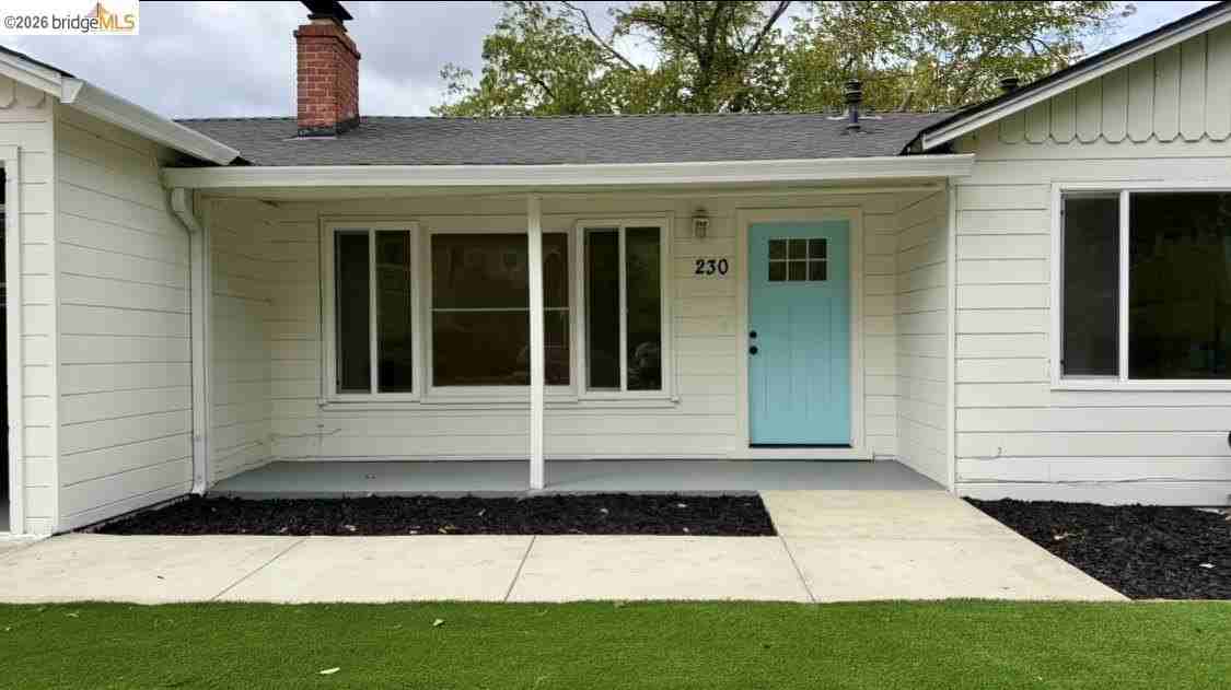 230 Cleaveland Rd - Photo 4 of 15