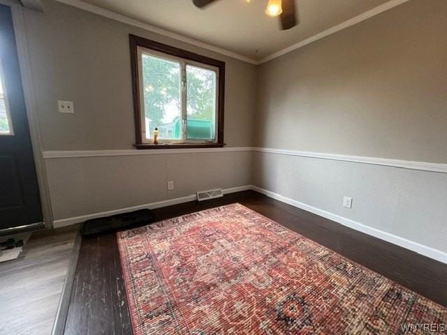 512 Cayuga Rd - Photo 7 of 19