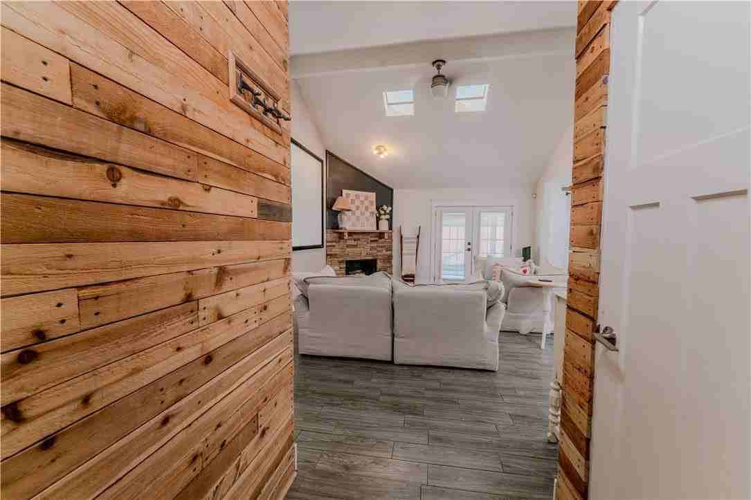 7005 Mansfield Dr - Photo 2 of 16