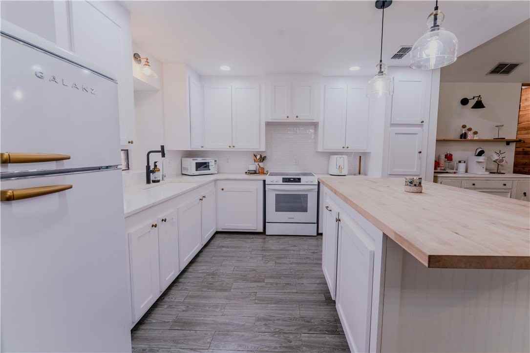 7005 Mansfield Dr - Photo 5 of 16