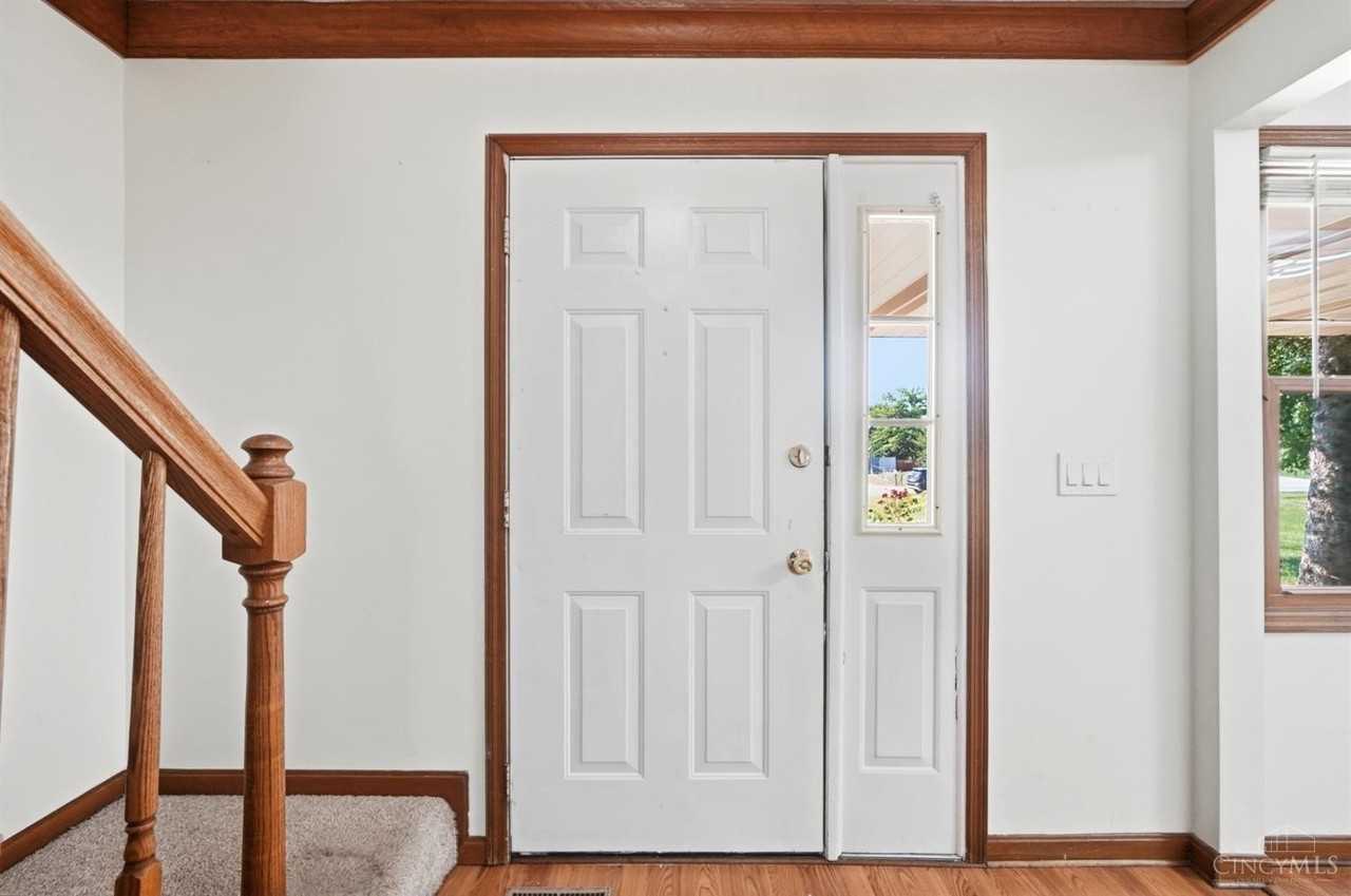 827 Quailwood Ct - Photo 2 of 50