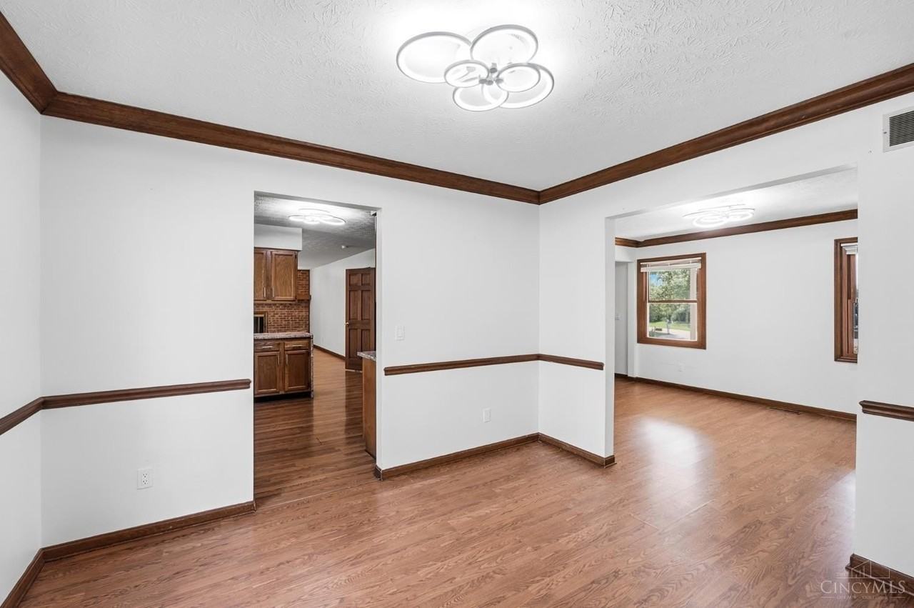 827 Quailwood Ct - Photo 6 of 50