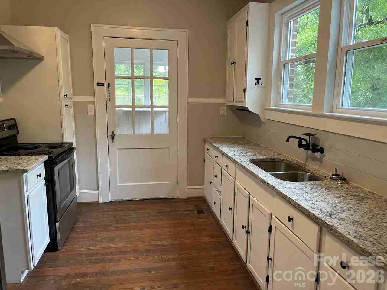 237 N 2nd St - Photo 5 of 12