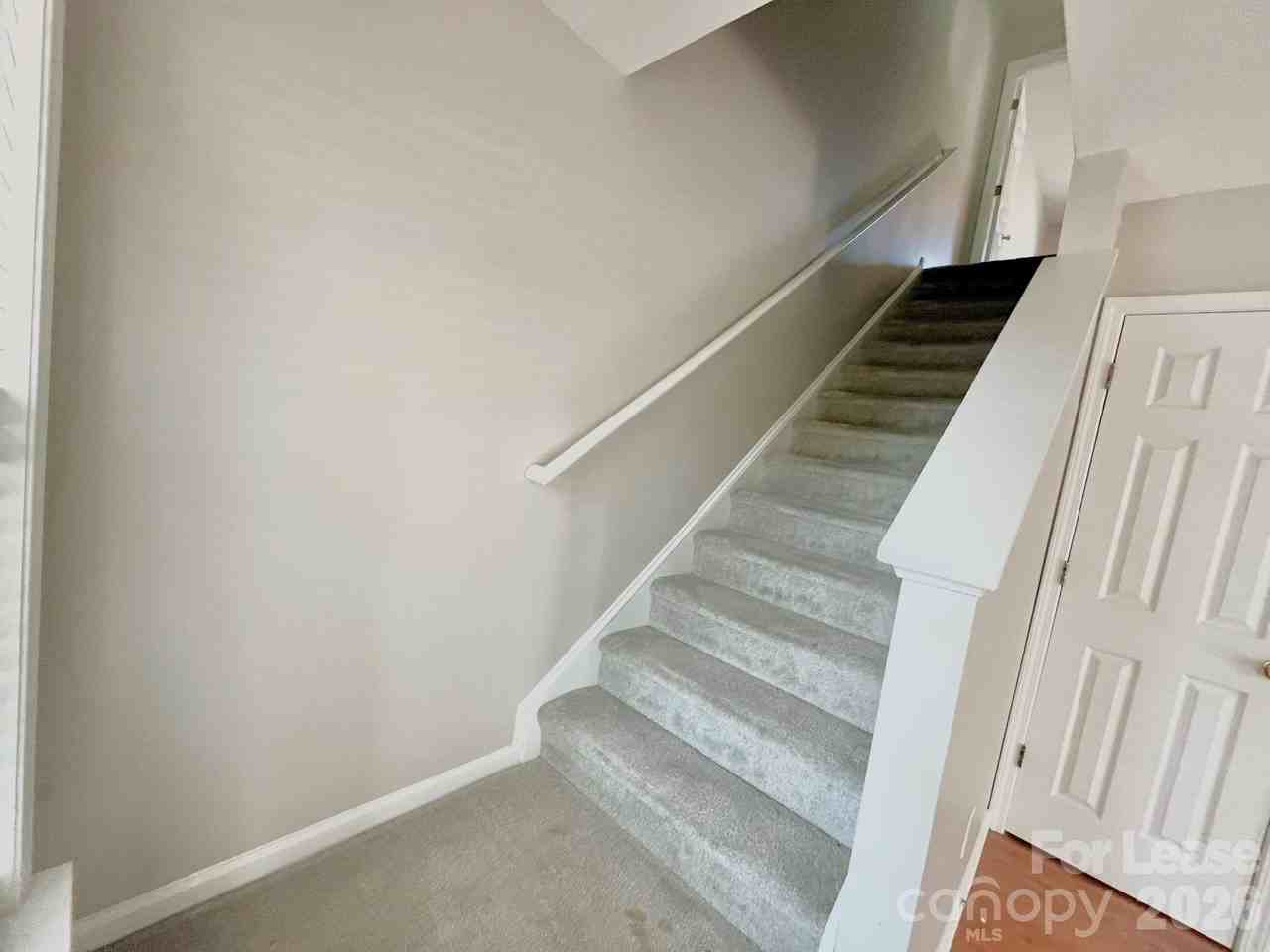 16854 Bridgeton Ln - Photo 5 of 11