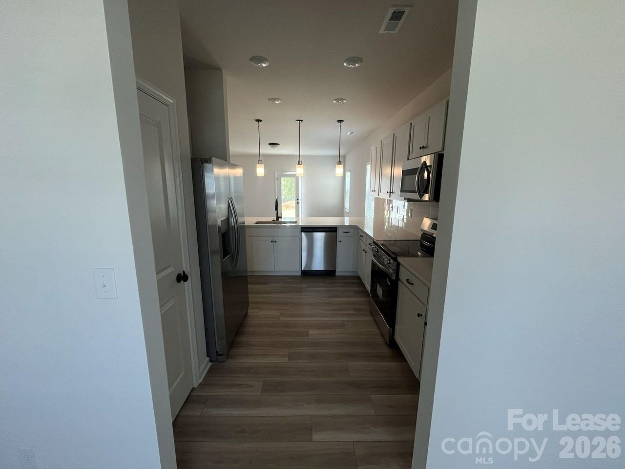 1100 Langston Ln - Photo 2 of 15