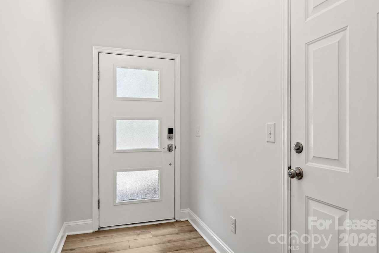 120 Judson Ave - Photo 3 of 40