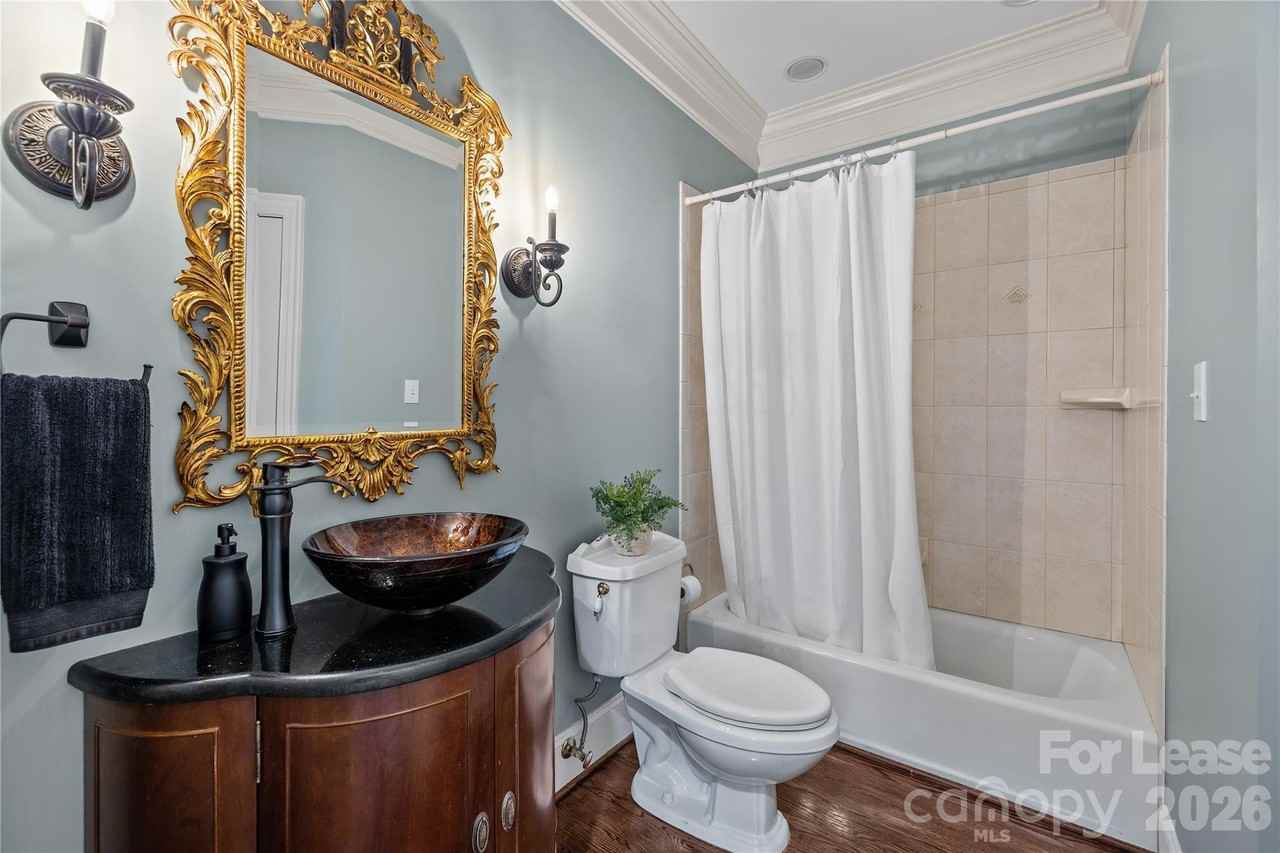 1009 Honors Ct - Photo 6 of 46