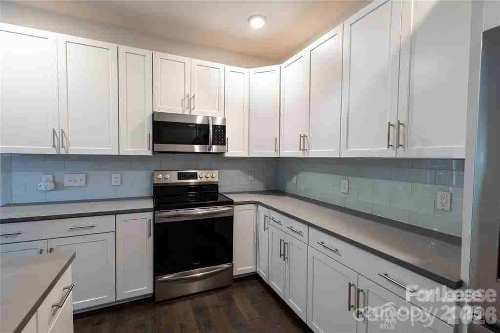 1515 Peridoe Point Ln - Photo 5 of 14