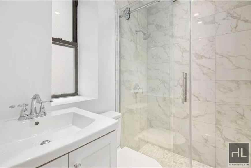 252 W 76th St - Photo 4 of 10