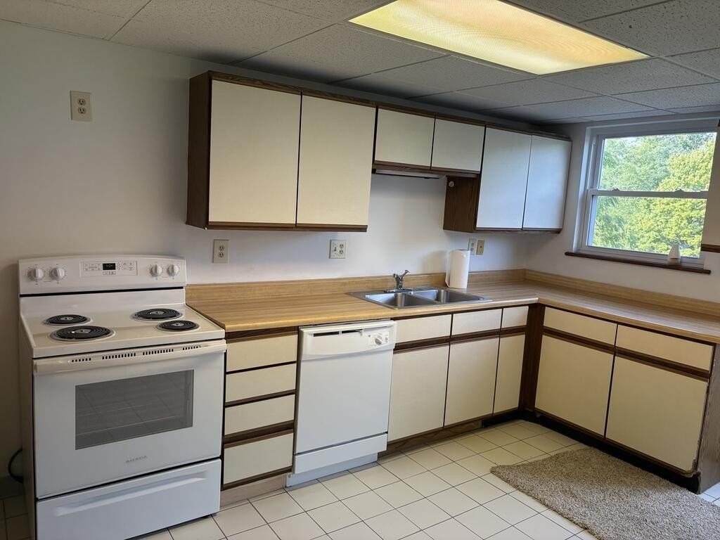 2853 Rear Apt 3 Bedford St #3 - Photo 2 of 10