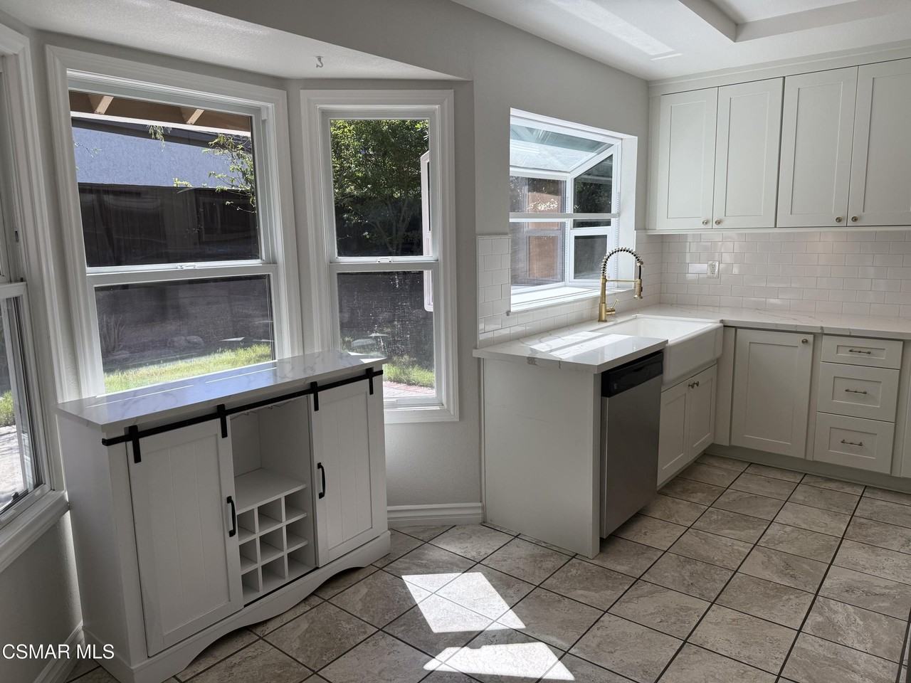 3622 Cambria St - Photo 3 of 35