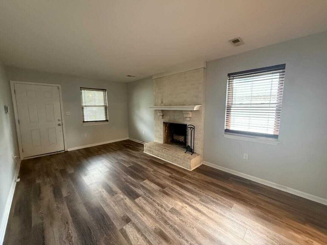 7760 Corley Dr - Photo 5 of 22