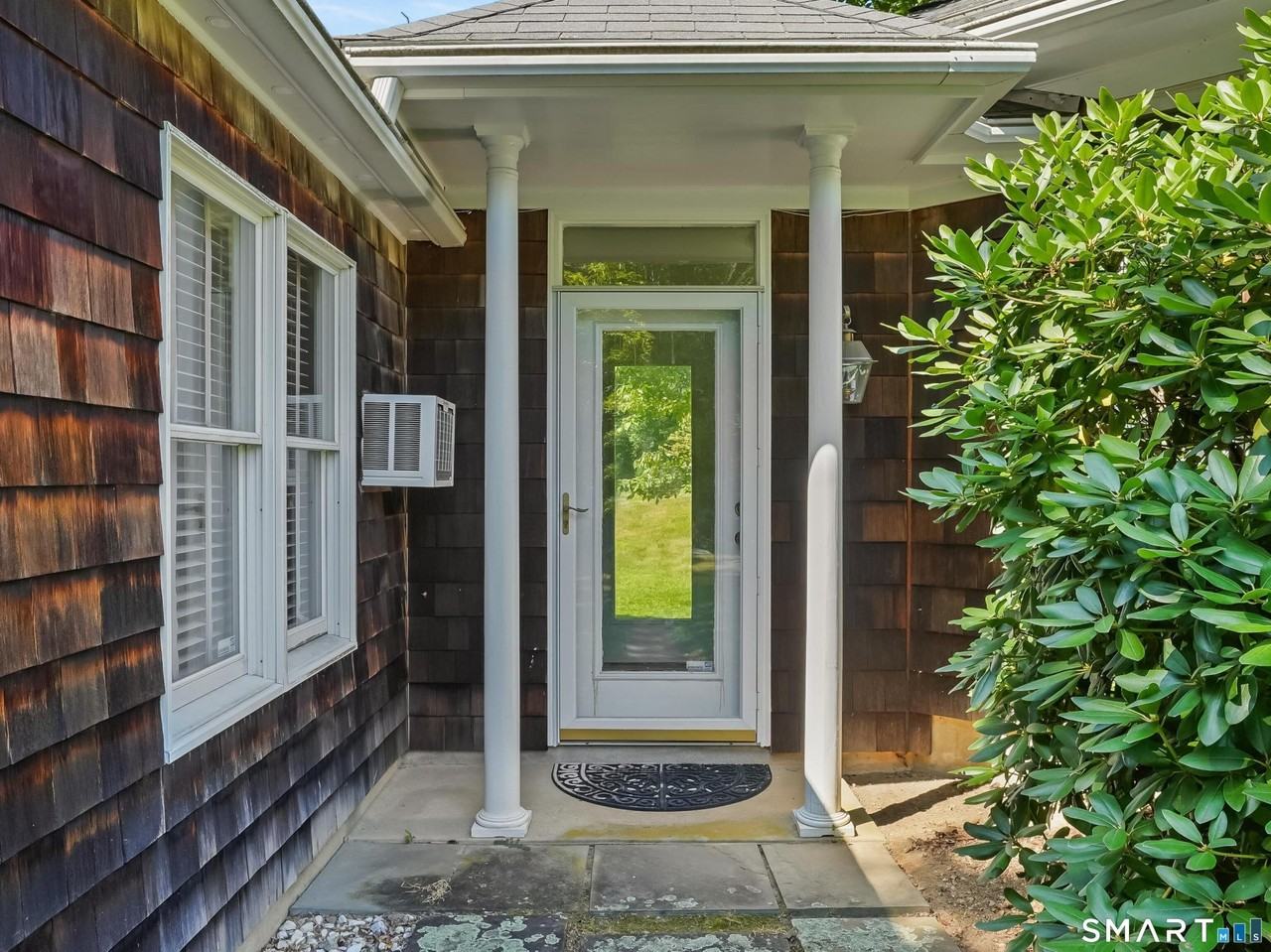 106 Spoonwood Rd - Photo 2 of 36