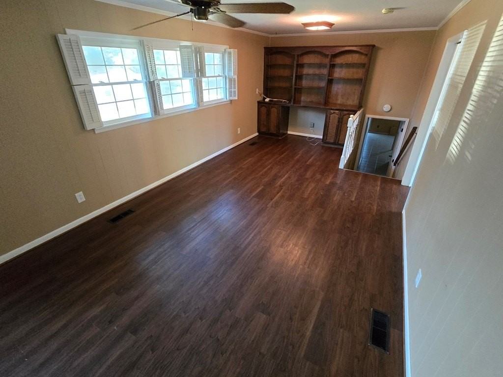 406 Audubon Dr - Photo 3 of 16