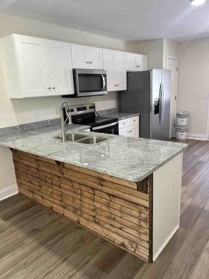 167 Harrison Ln Se - Photo 2 of 10