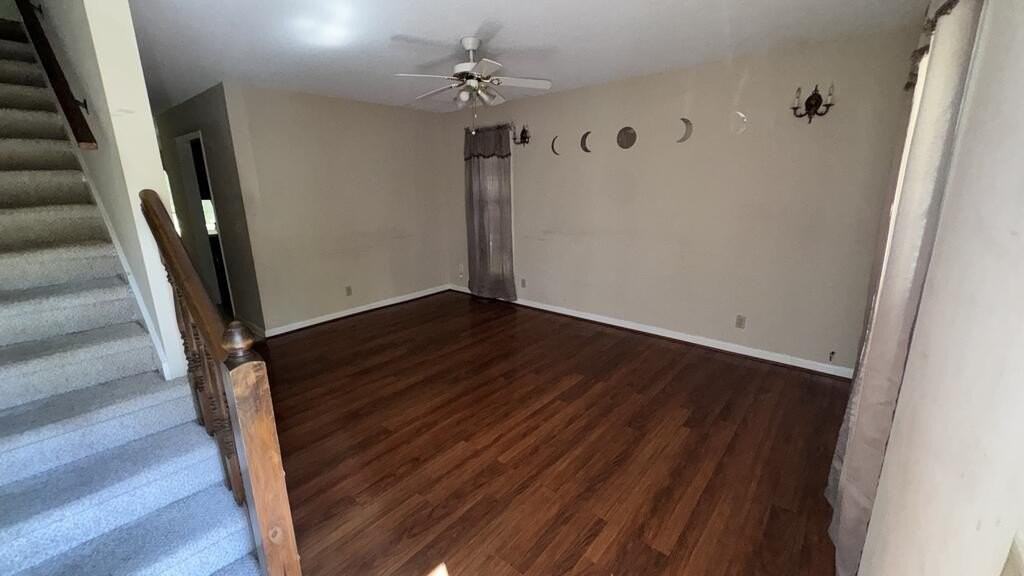4085 Airport Rd Se Apt 3 #3 - Photo 2 of 15