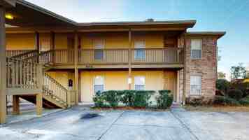 featured image of 896 Silverwood #5
