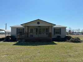 featured image of 930 Island Grove Rd