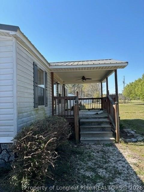 930 Island Grove Rd - Photo 2 of 15