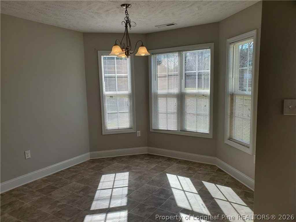 3126 Thrower Rd - Photo 4 of 34