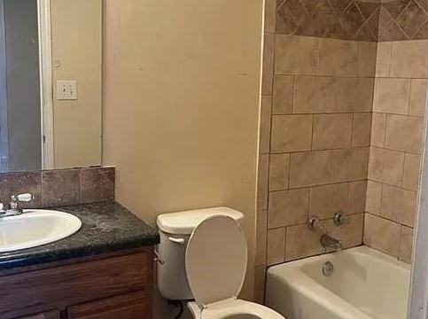 3253 Deshong Dr - Photo 6 of 7