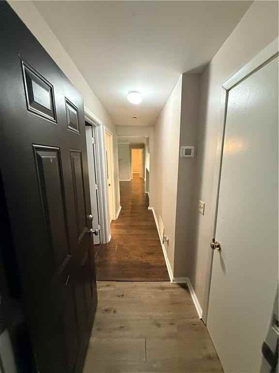 423 Warm Springs Cir - Photo 4 of 28