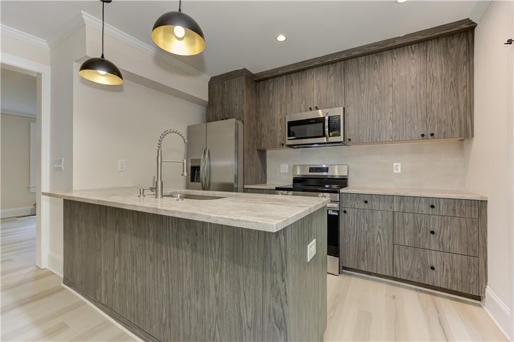 83 26th St Nw - Photo 5 of 19