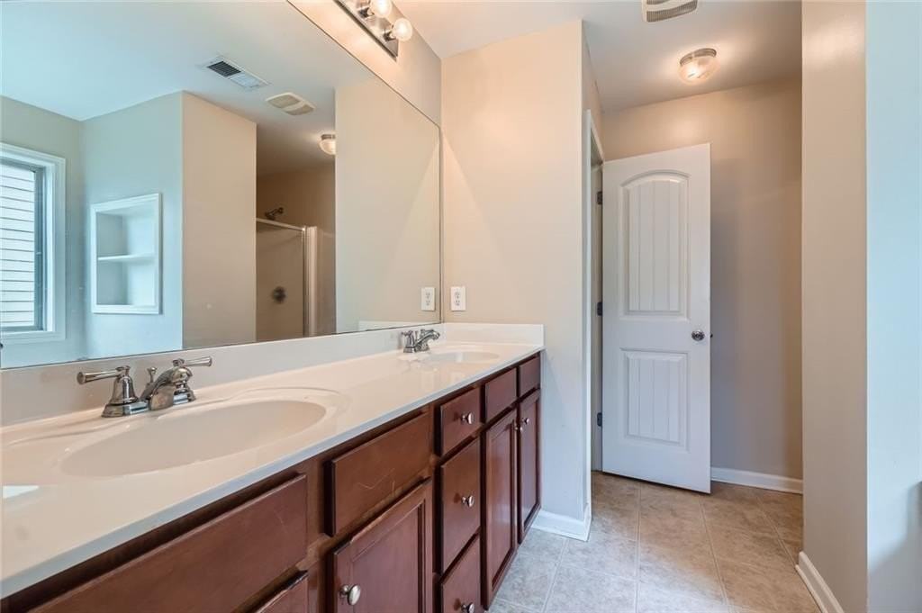 1071 Mcduffie Cir - Photo 7 of 15