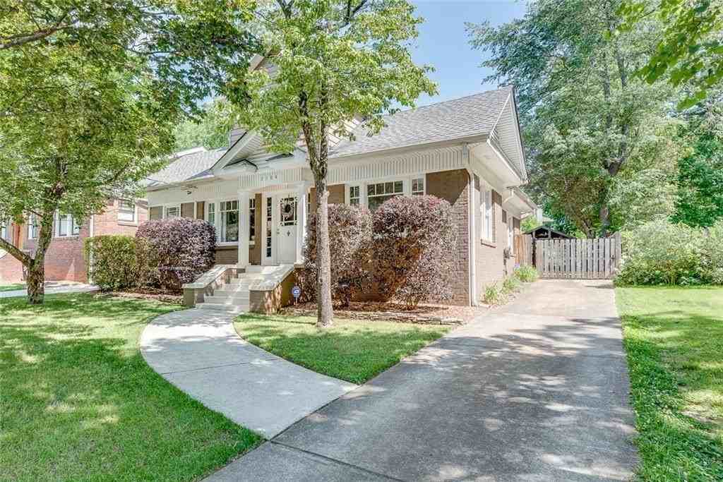 2104 Delano Dr Ne - Photo 6 of 36