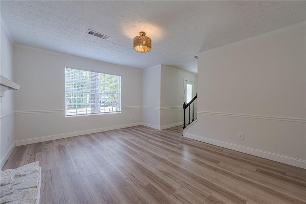 10310 Rillridge Ct - Photo 7 of 33