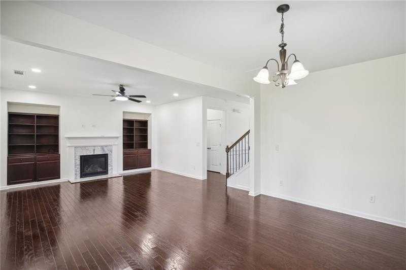 5770 Rialto Way #R - Photo 4 of 46