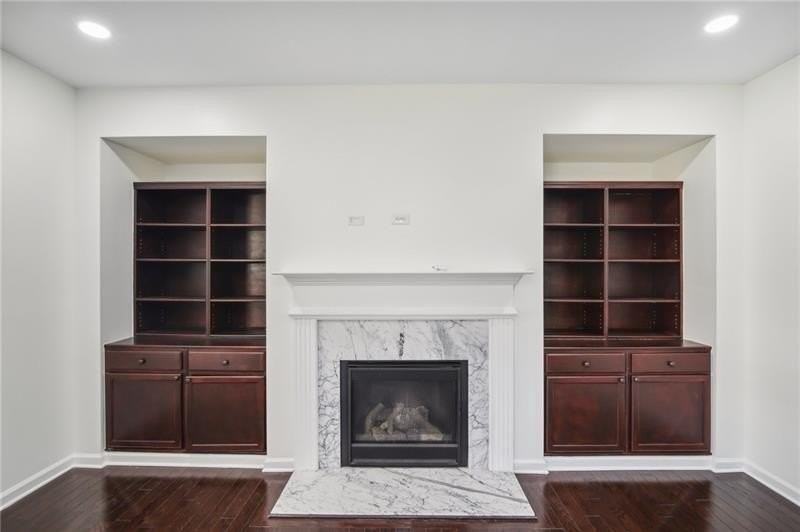 5770 Rialto Way #R - Photo 6 of 46