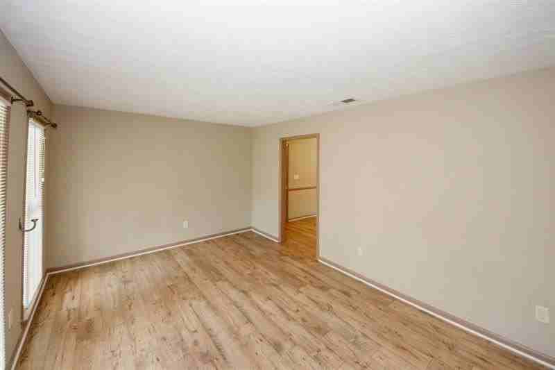 4033 Scenic Mountain Dr - Photo 3 of 33