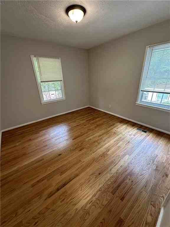 3403 Phillips Cir - Photo 7 of 12