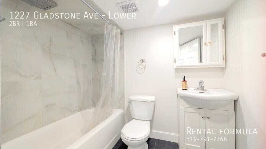 1227 Gladstone Ave - Photo 6 of 10