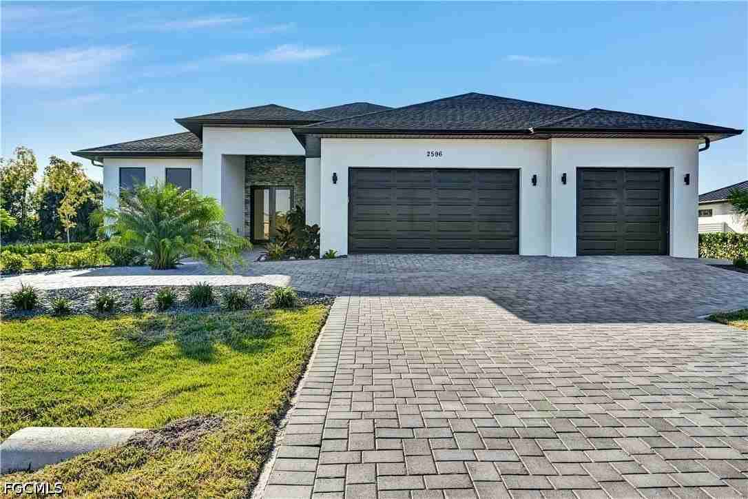 2596 Surfside Blvd - Photo 2 of 42