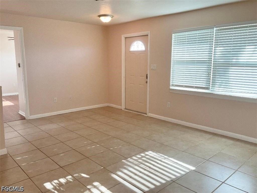 1806 Se 1st Ave - Photo 2 of 16