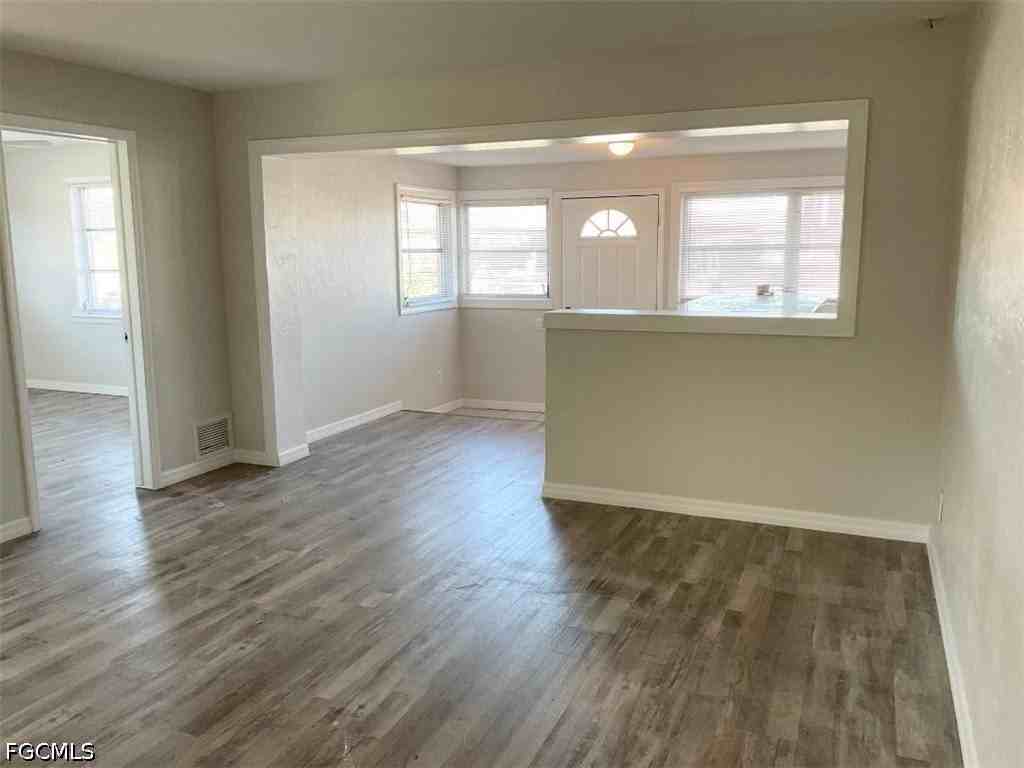 334 Palmetto Dr #2 - Photo 7 of 14