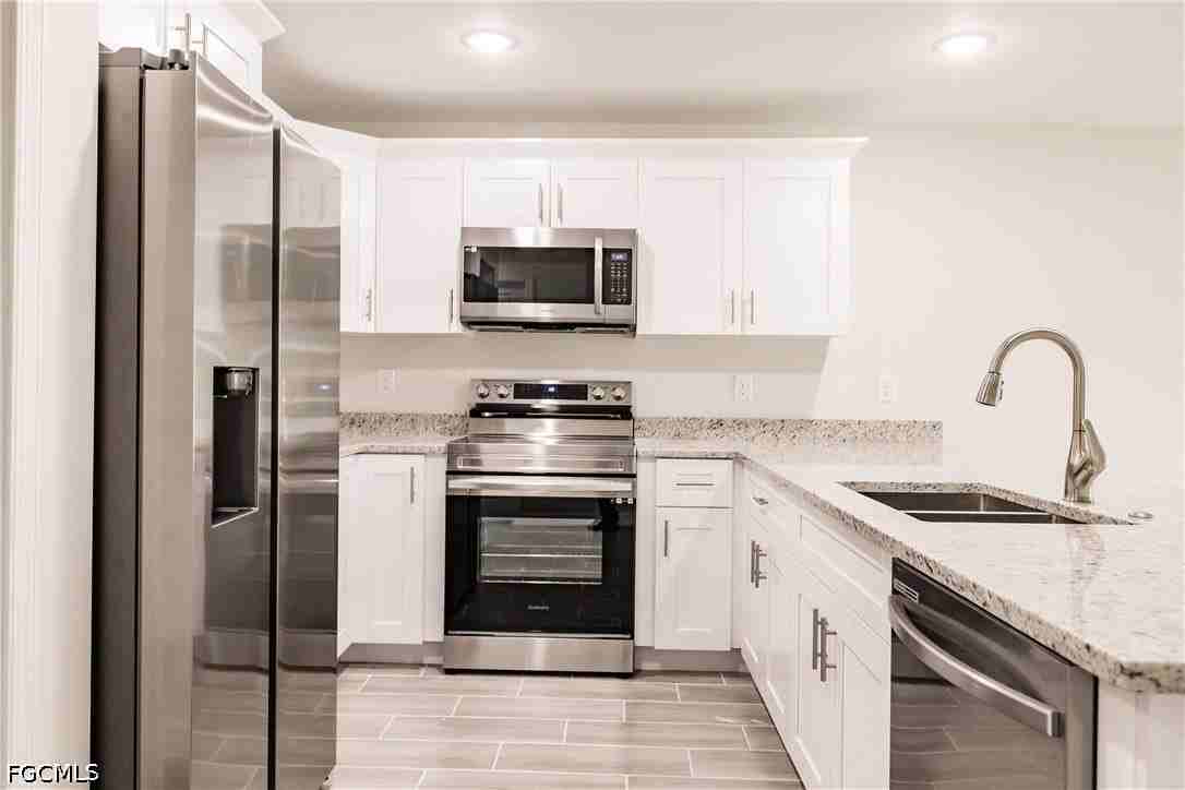 3844/3846 Kittyhawk Drive - Photo 5 of 17