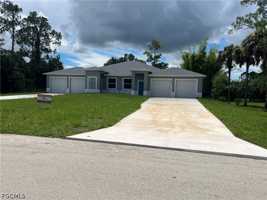 featured image of 3833/3835 Kittyhawk Drive