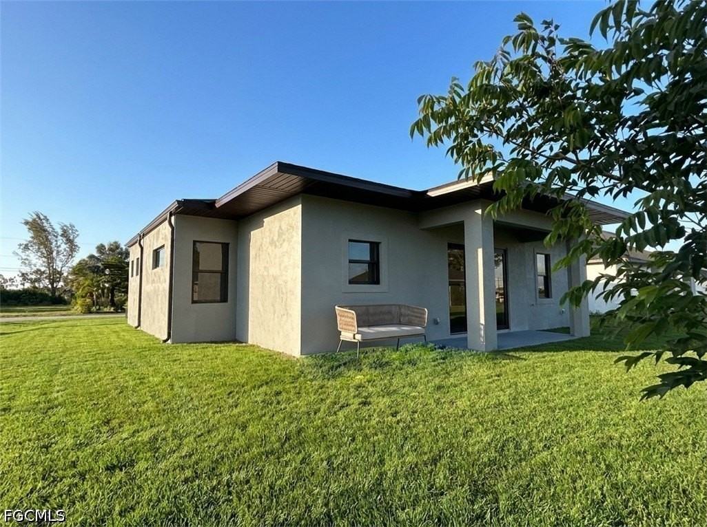 2418 Nw 25th St - Photo 4 of 42