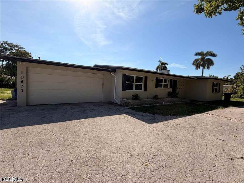 10621 Mcgregor Blvd - Photo 2 of 43