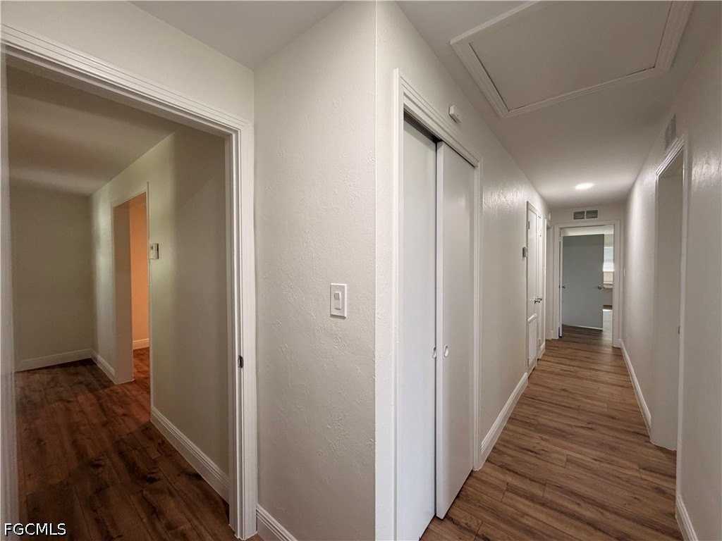 10621 Mcgregor Blvd - Photo 5 of 43
