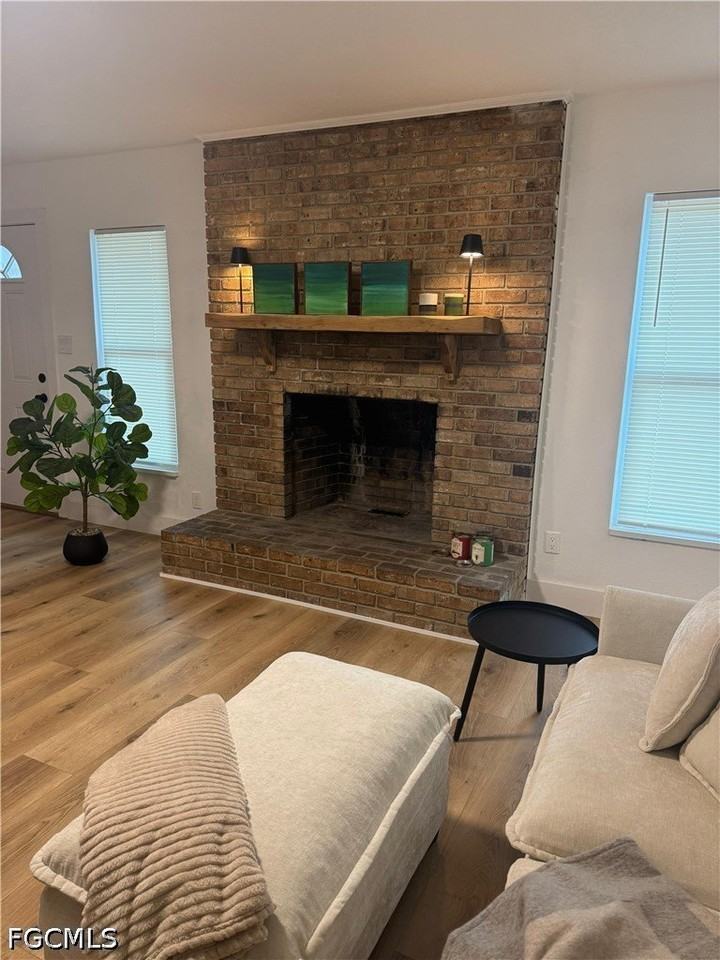 1864 Urbana Ave - Photo 7 of 21