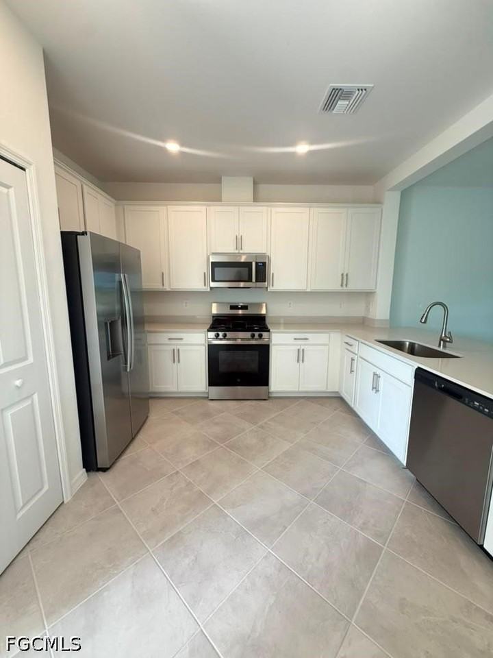 14627 Ballast Way - Photo 3 of 32